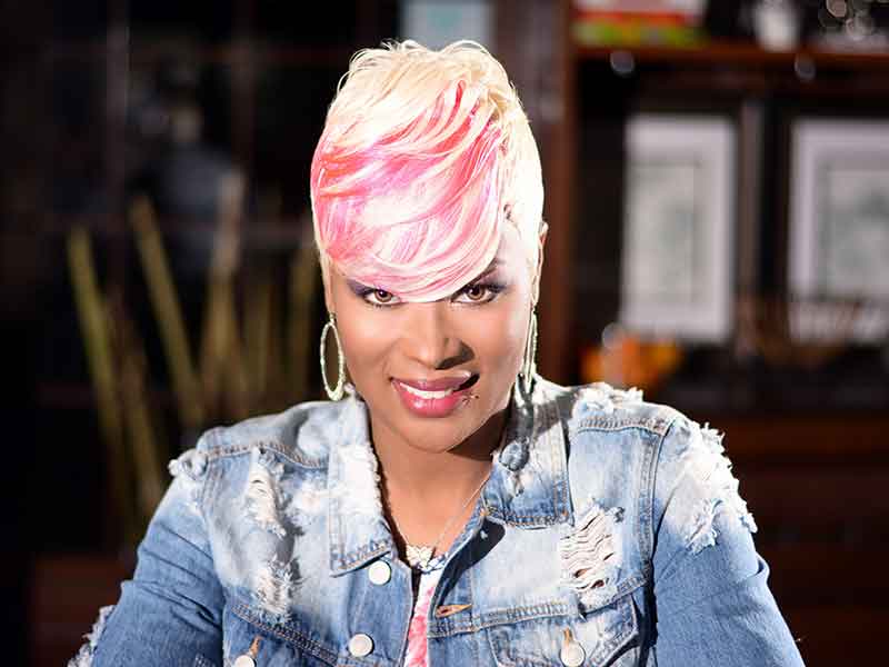 Short Quickweave with Hair Color